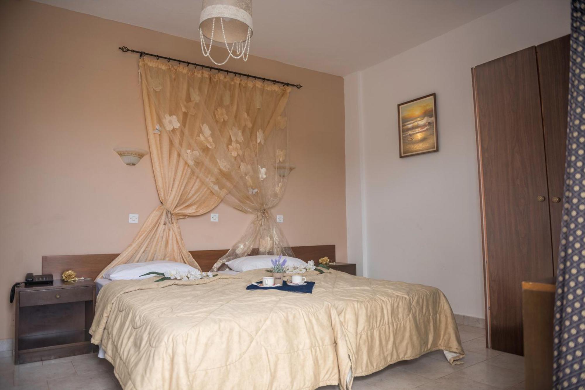 Antonios Hotel Faliraki Quarto foto